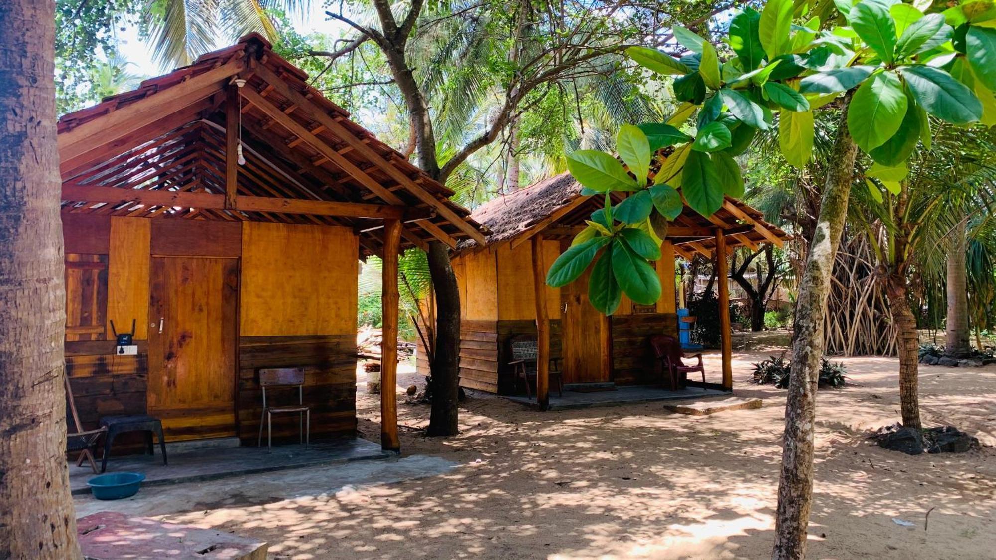 Breezy Beach Cabanas Vịnh Arugam Ngoại thất bức ảnh
