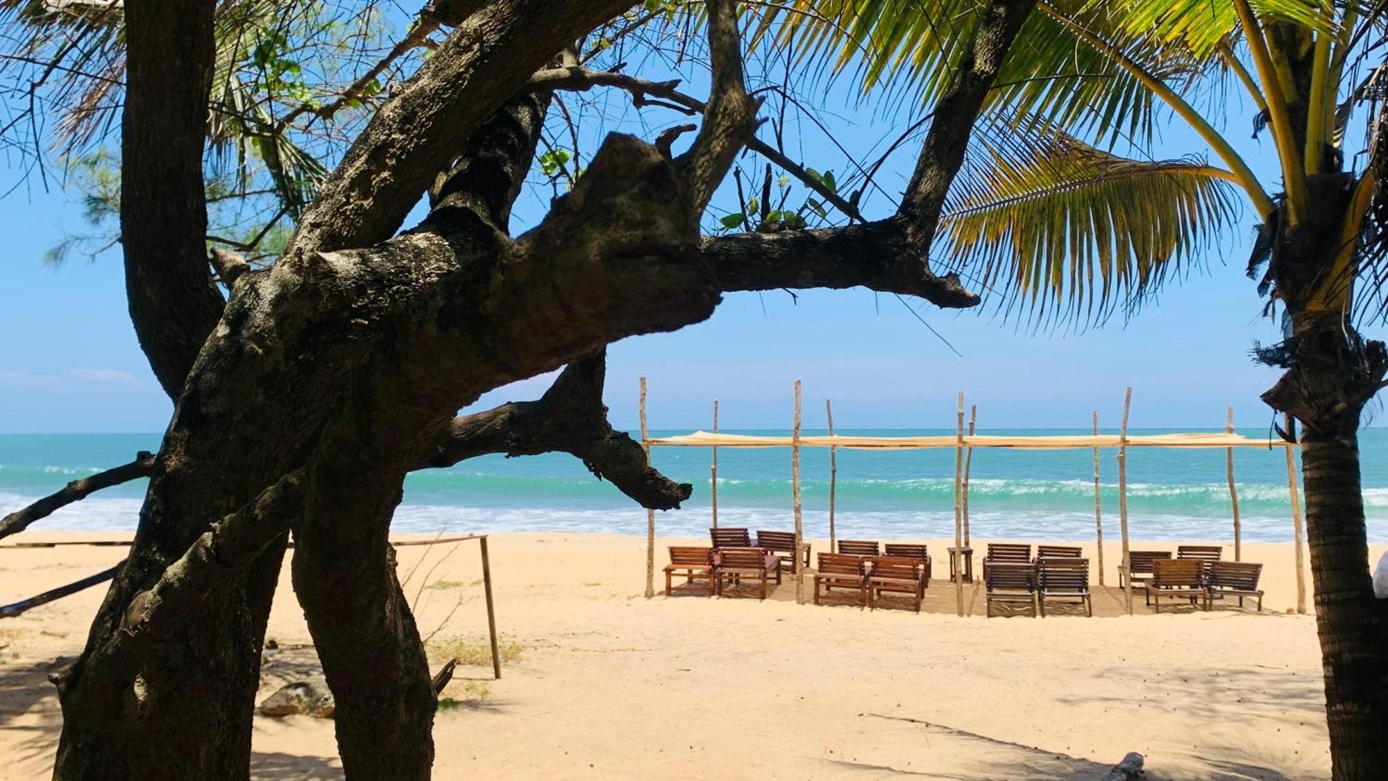 Breezy Beach Cabanas Vịnh Arugam Ngoại thất bức ảnh